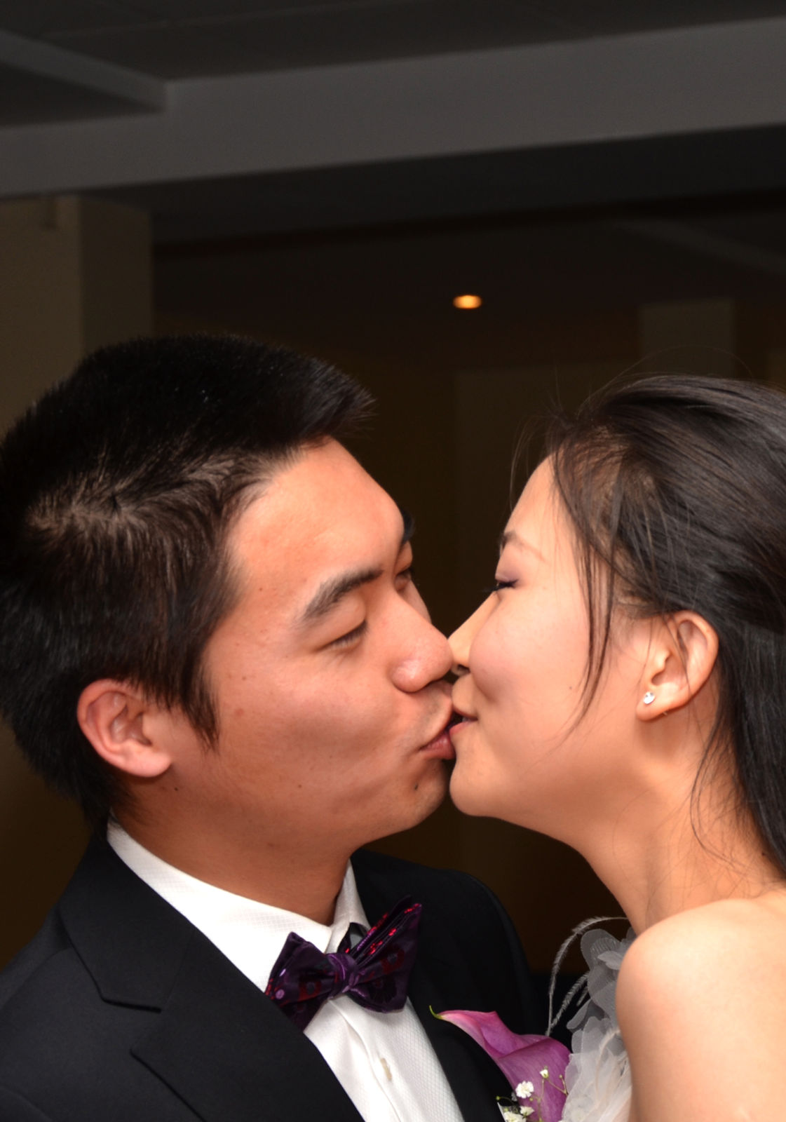 wedding_photo_kiss02.jpg